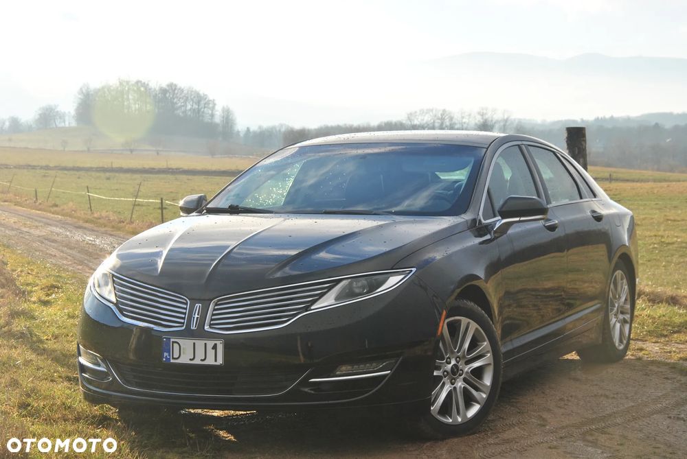 Lincoln MKZ - 1