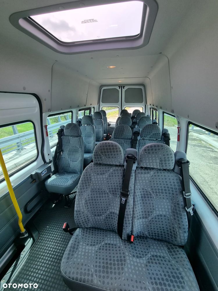 Ford Transit - 15
