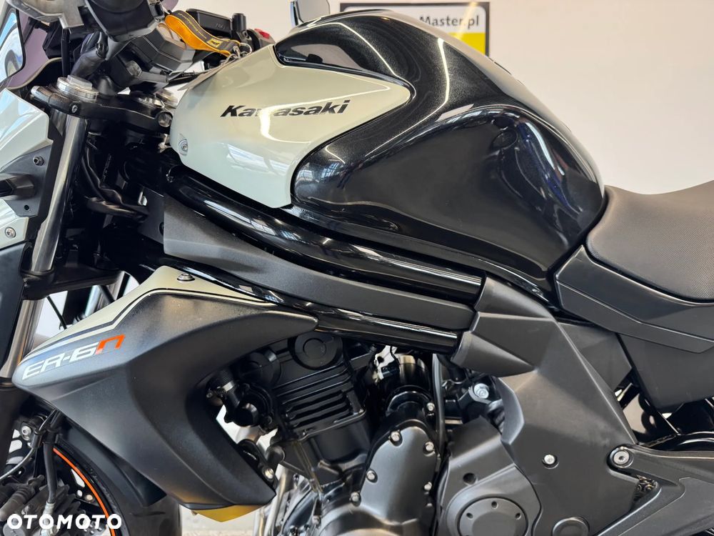 Kawasaki ER - 22