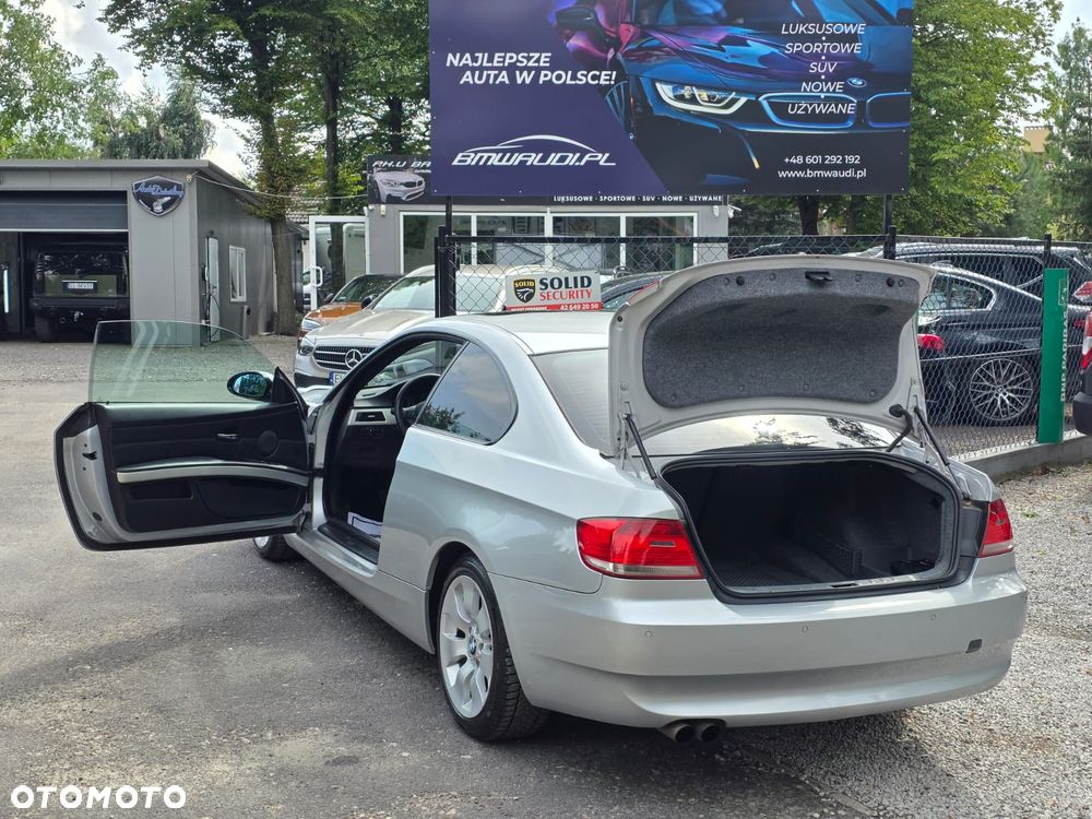 BMW Seria 3 325i - 8