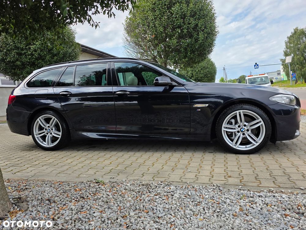 BMW Seria 5 530d xDrive Touring - 4