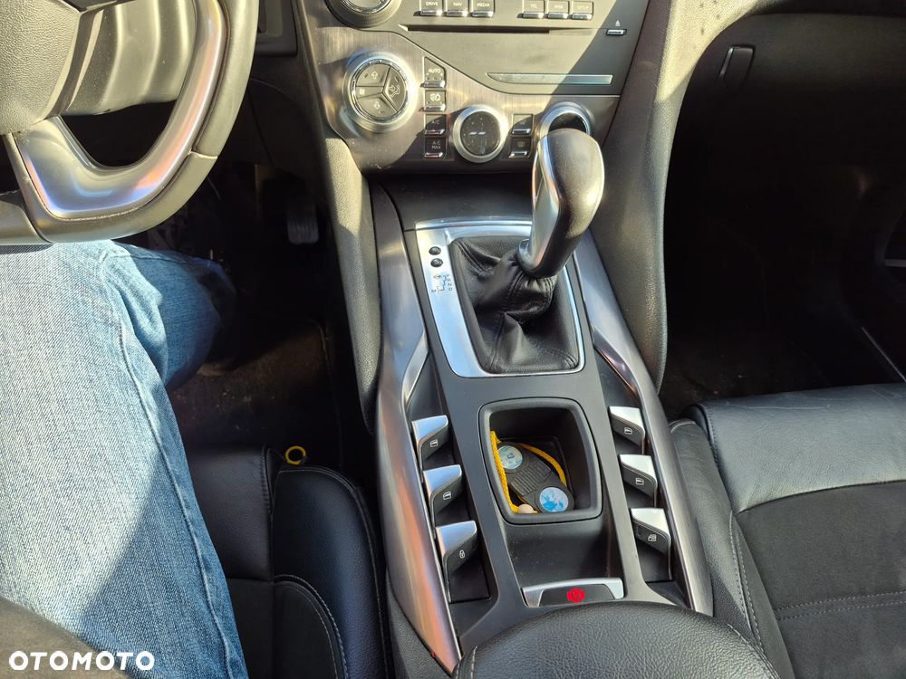 Citroën DS5 2.0 BlueHDi SoChic EAT6 - 12