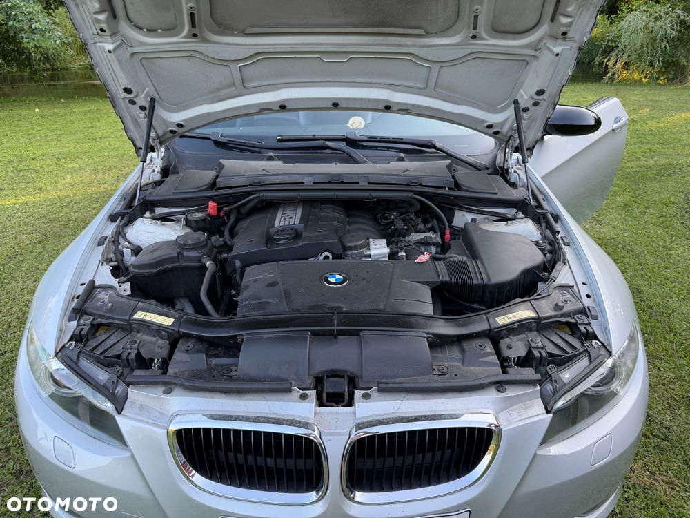 BMW Seria 3 320i - 19