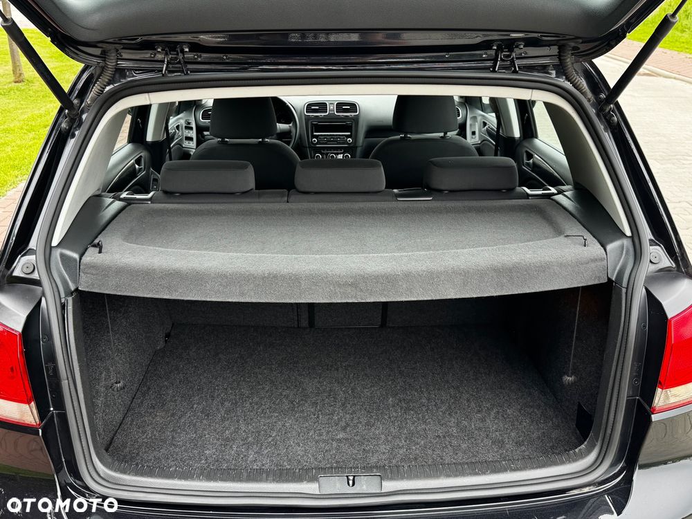 Volkswagen Golf 1.6 TDI BMT Comfortline - 23