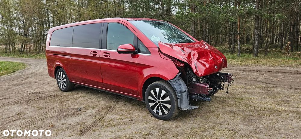 Mercedes-Benz Klasa V - 3