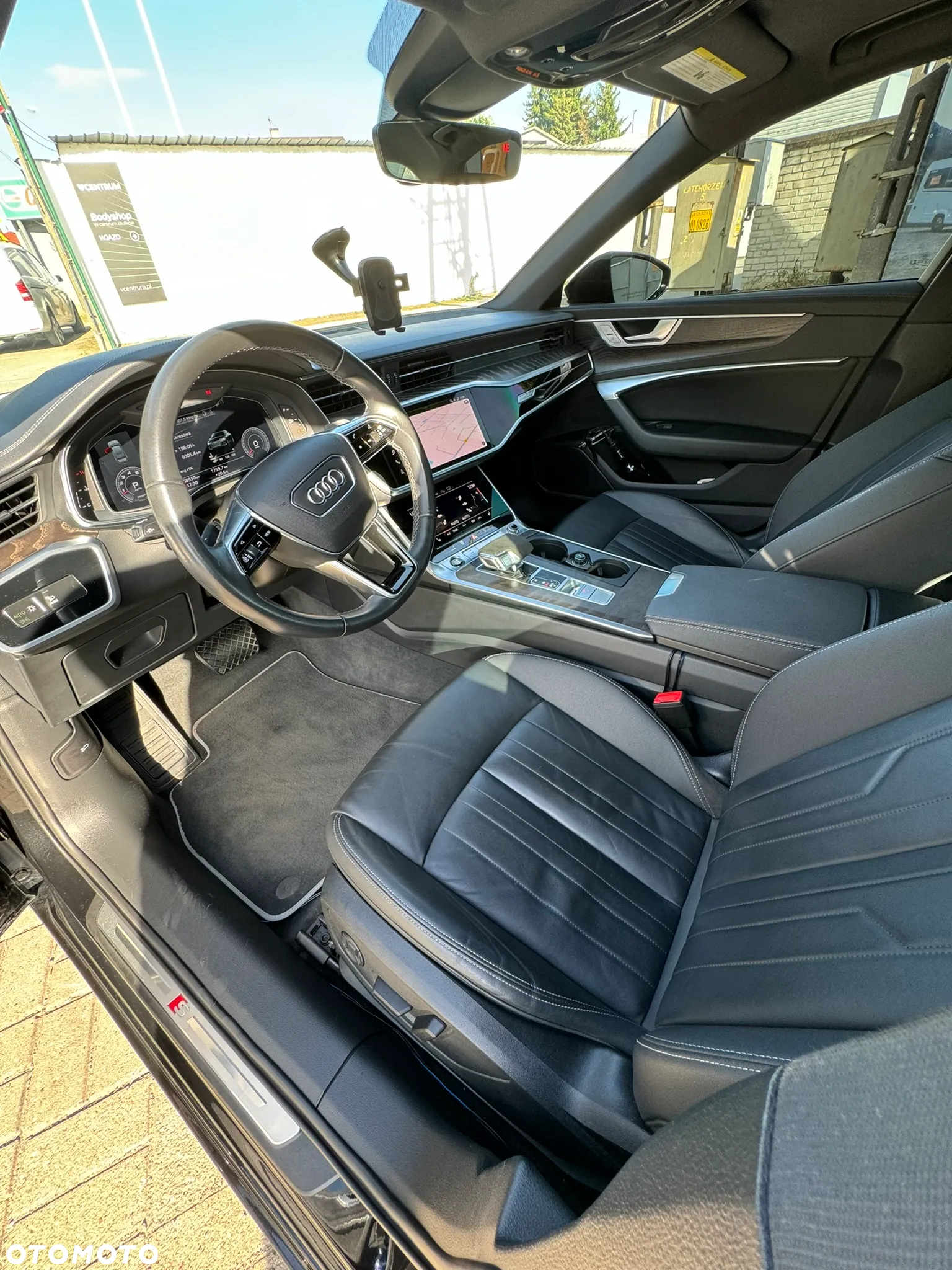 Audi A6 Avant 55 TFSI quattro S tronic S line - 20
