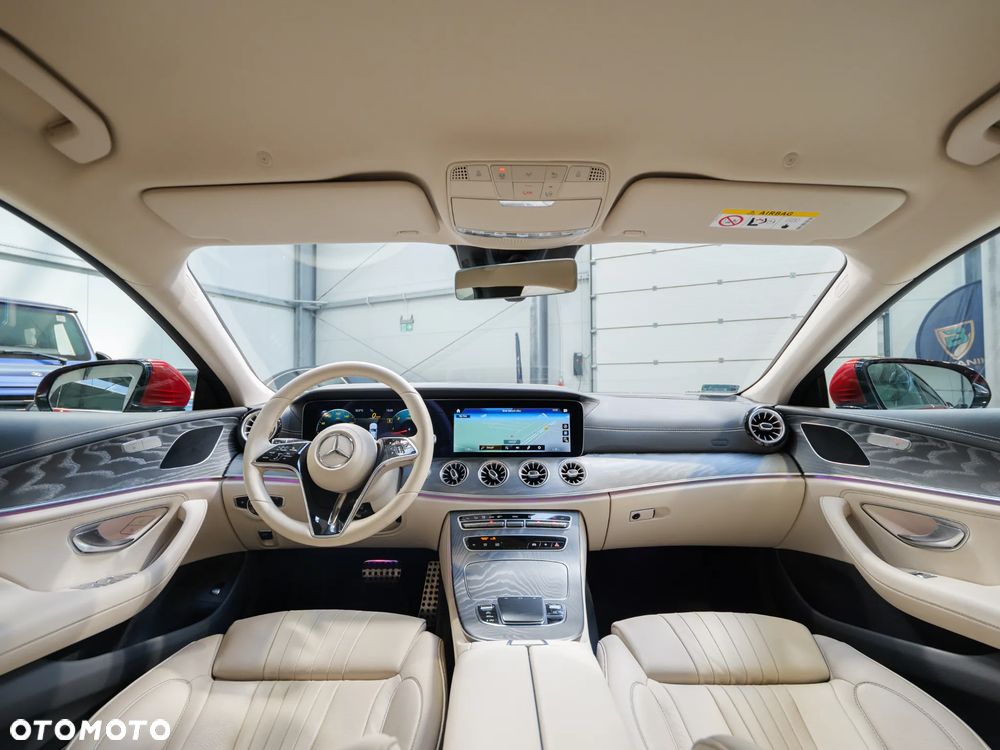 Mercedes-Benz CLS 300 d 4-Matic AMG - 6