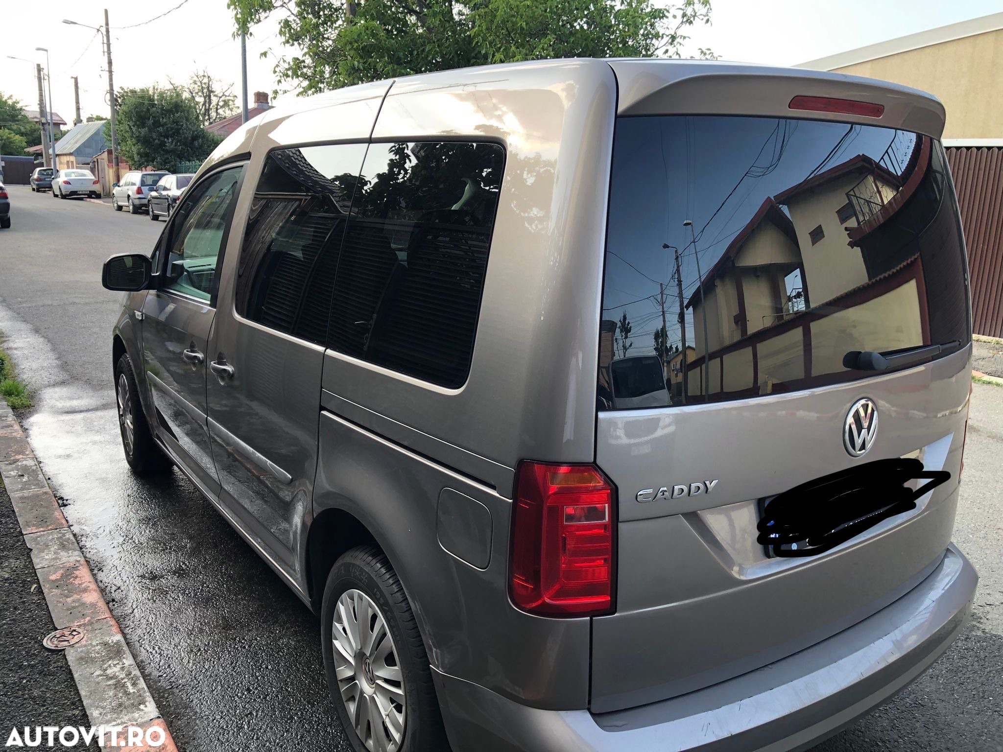 Volkswagen Caddy - 3