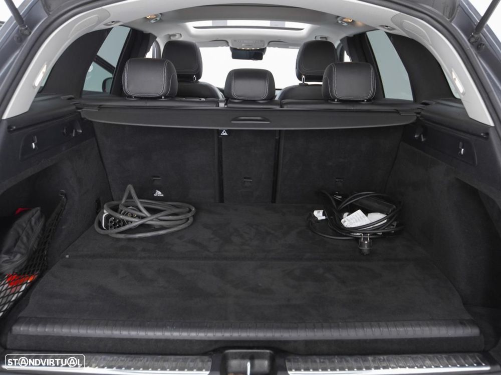 Mercedes-Benz GLC 300 de 4Matic 9G-TRONIC - 13