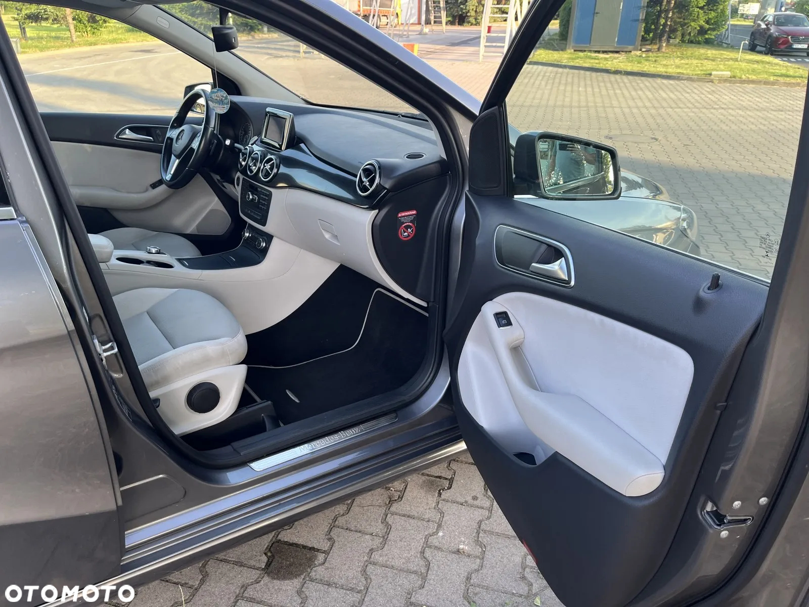 Mercedes-Benz Klasa B 180 (CDI) d 7G-DCT - 12