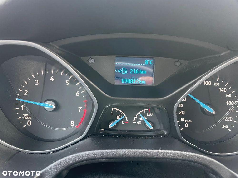 Ford Focus 1.6 Trend - 8