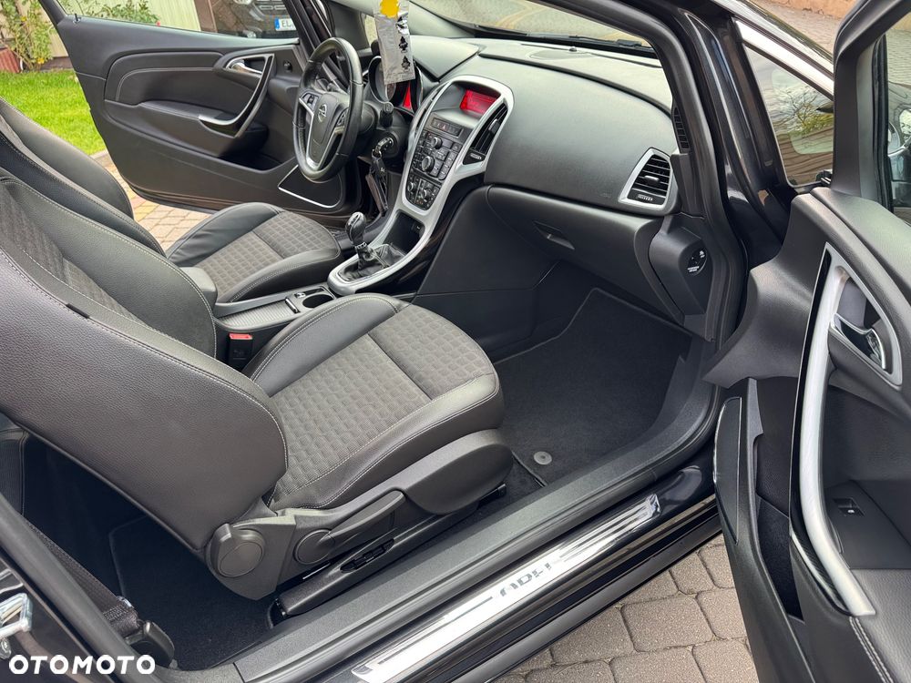Opel Astra - 16