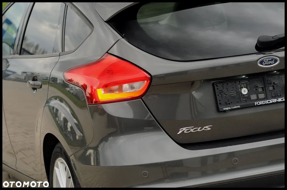 Ford Focus - 24