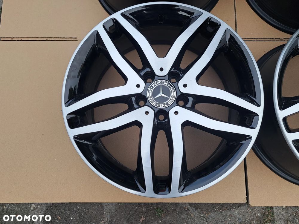 Oryg. Mercedes GLA 156 A156 18 A-Klasa C-Klasa
