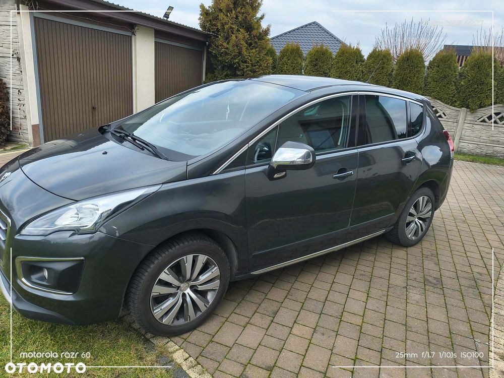 Peugeot 3008 1.6 BlueHDi Style S&S - 11