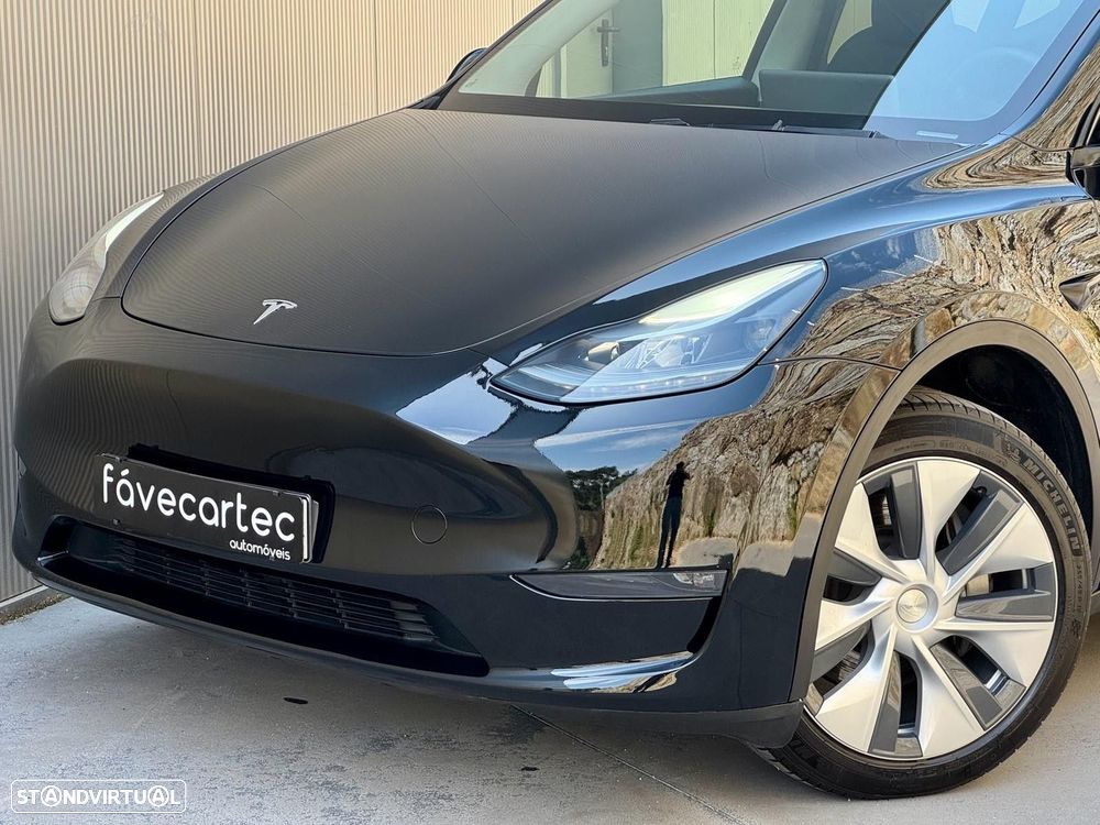 Tesla Model Y Standard - 12