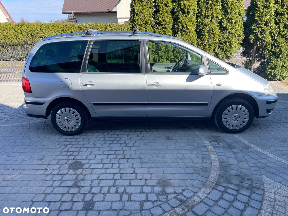 Volkswagen Sharan 2.0 TDI Trendline - 4