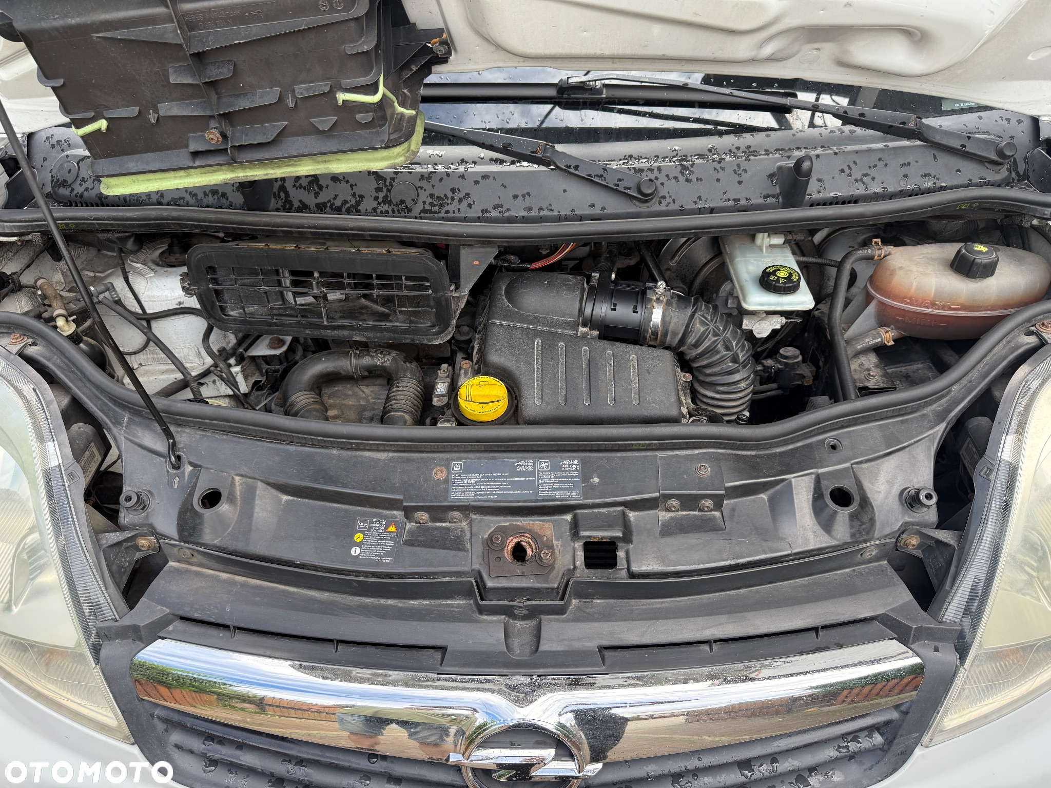 Opel Vivaro - 10