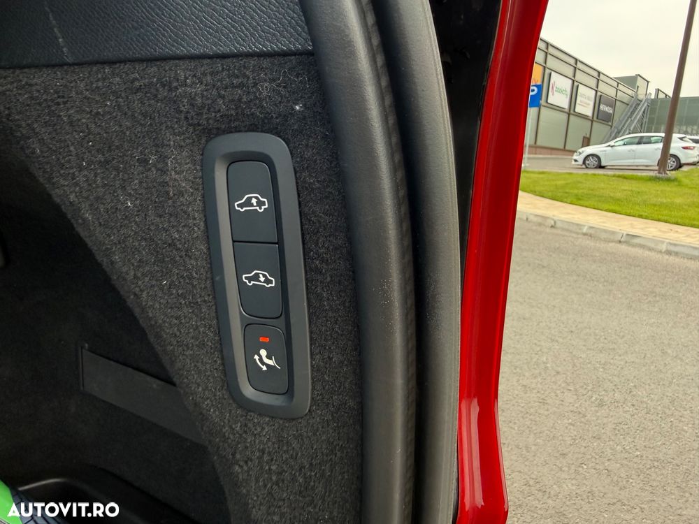 VOLVO XC90 2020 — imagine 21