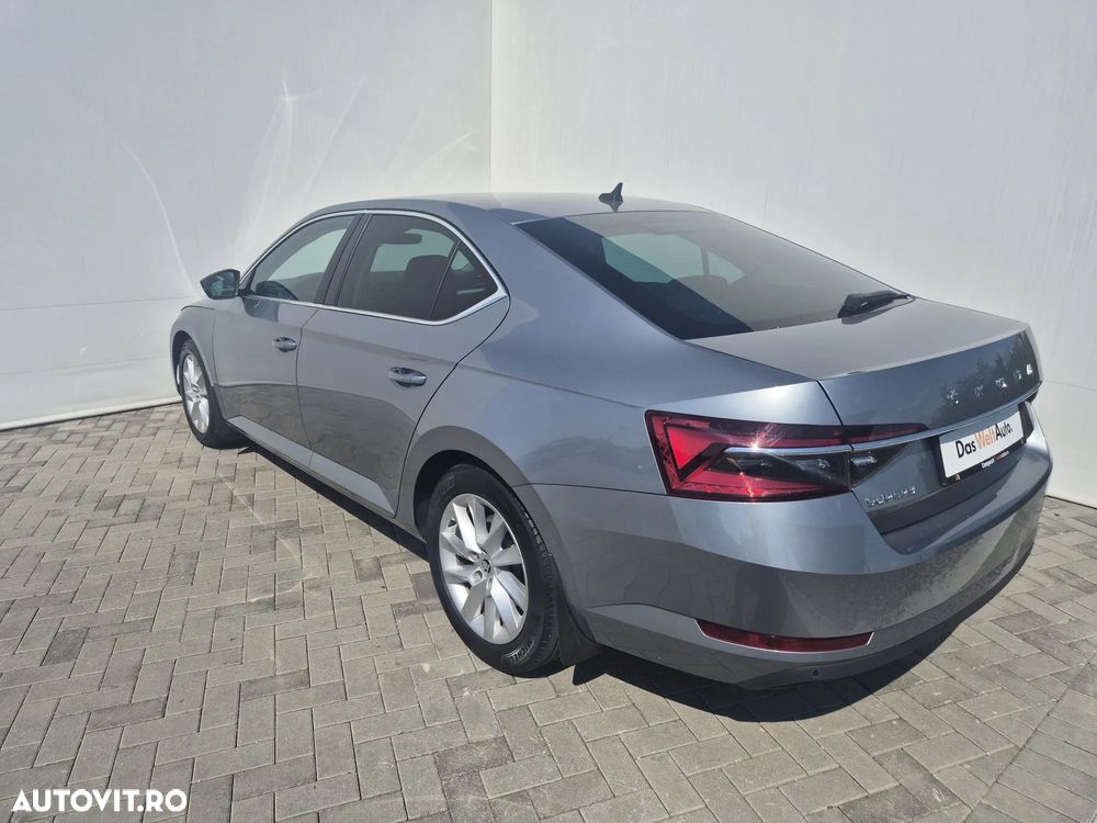 Skoda Superb 2.0 TDI DSG Ambition - 3