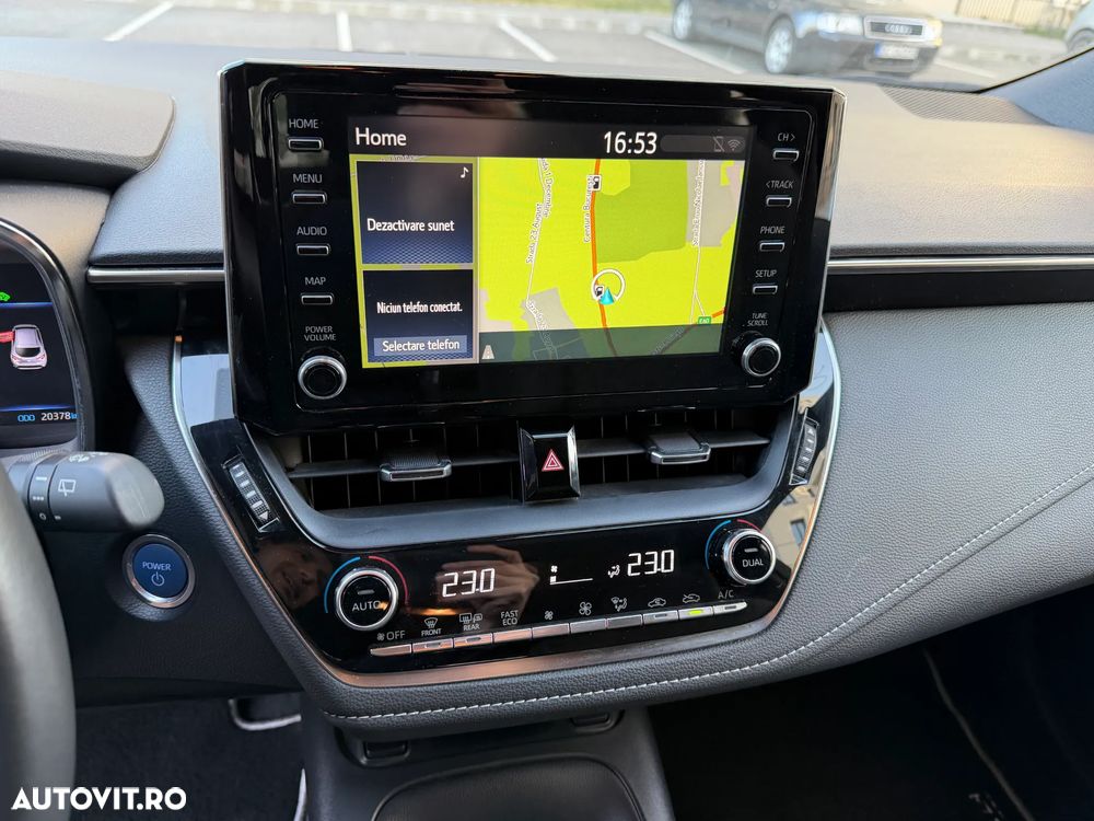 Toyota Corolla 1.8 HSD Business - 16