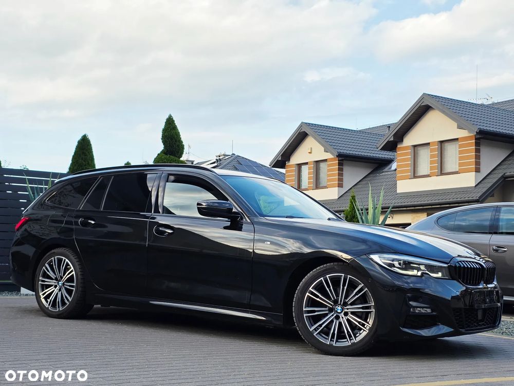 BMW Seria 3 320d Edition M Sport Shadow - 31