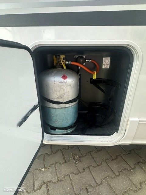 Adria Matrix Plus 670 DC - 18
