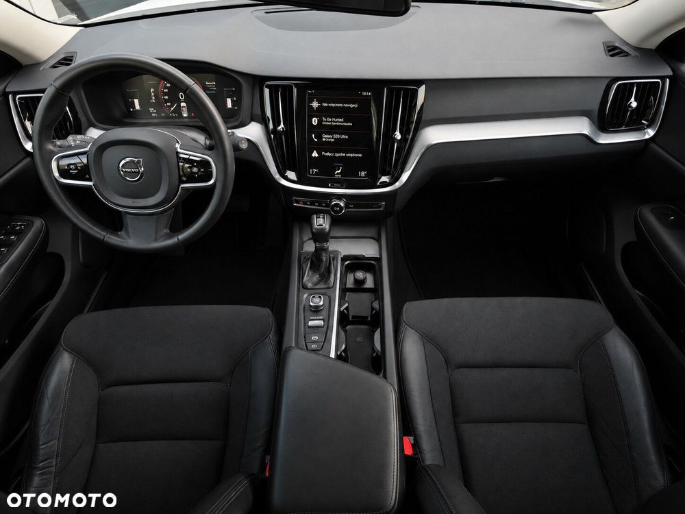 Volvo V60 Cross Country D4 AWD - 13
