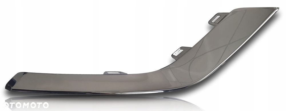 SUZUKI S-CROSS 2016 - LISTWA ZDERZAKA CHROM PRAWA - 1