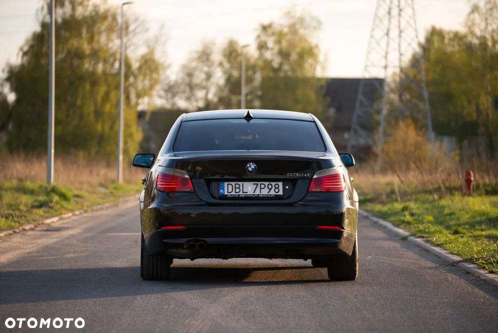 BMW Seria 5 530d Edition Lifestyle - 4