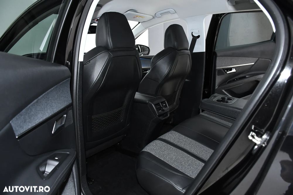 Peugeot 3008 1.2 PureTech 130 EAT8 Allure Pack - 14