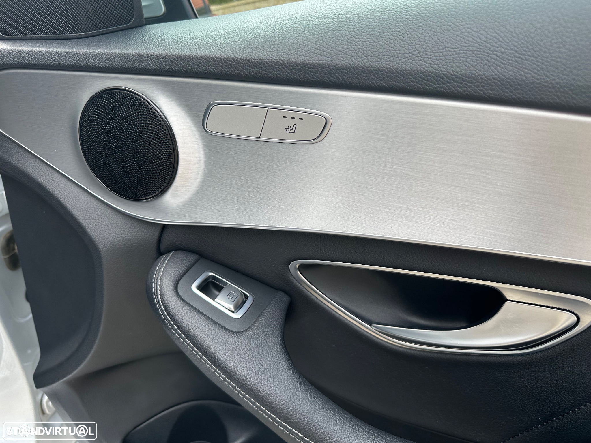 Mercedes-Benz C 220 d AMG Line - 31