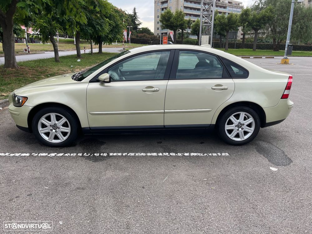 Volvo S40 2.0 D Nível 2 - 6