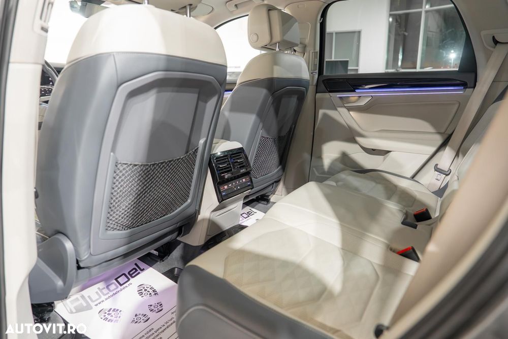 Volkswagen Touareg 3.0 V6 TDI 4Motion DPF Automatik - 22