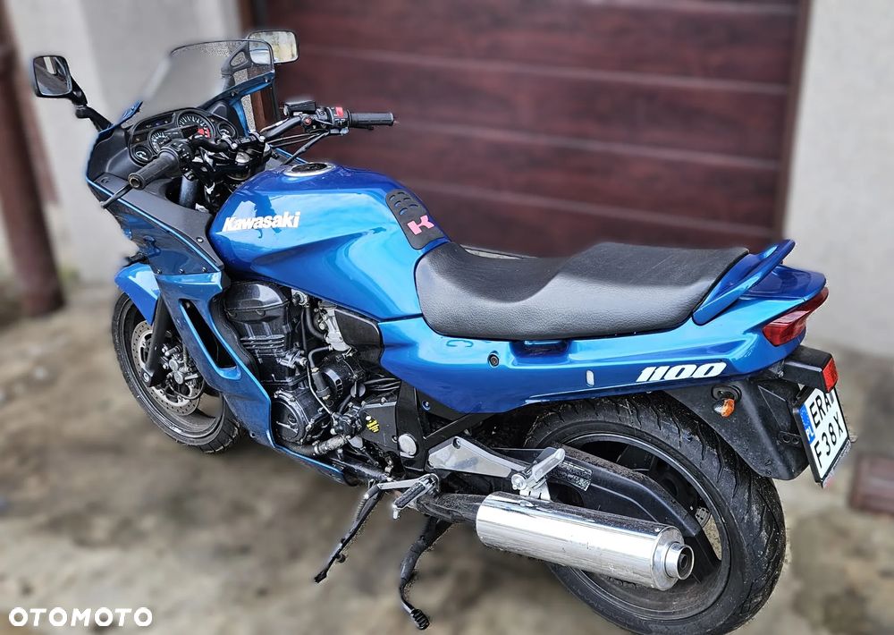 Kawasaki GPZ - 9