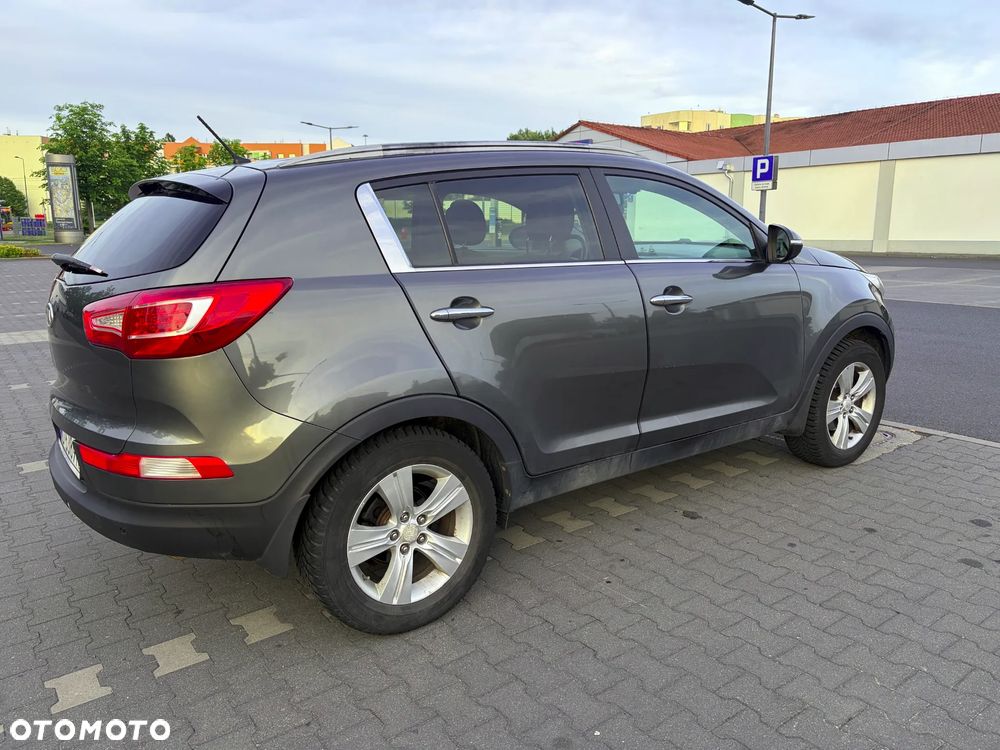 Kia Sportage 2.0 L 2WD - 7