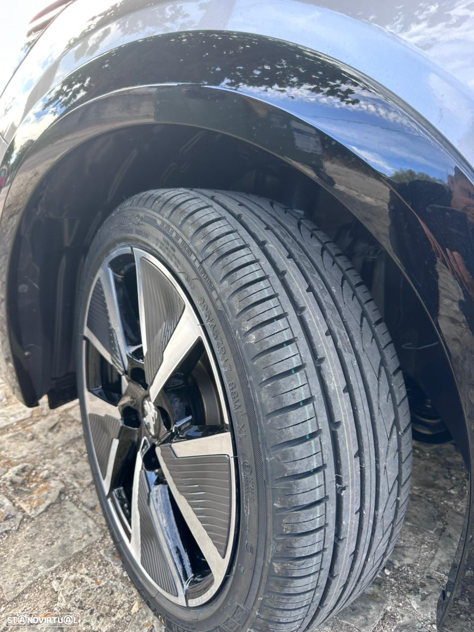 Peugeot 208 Elektromotor 136 Business - 14