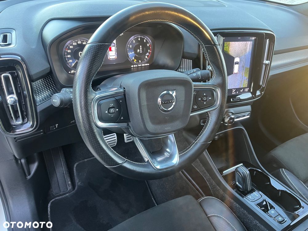 Volvo XC 40 - 5