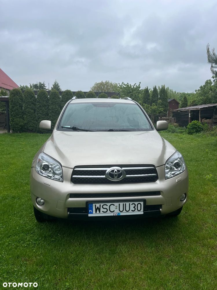 Toyota RAV4 2.2 D-4D Prestige - 1