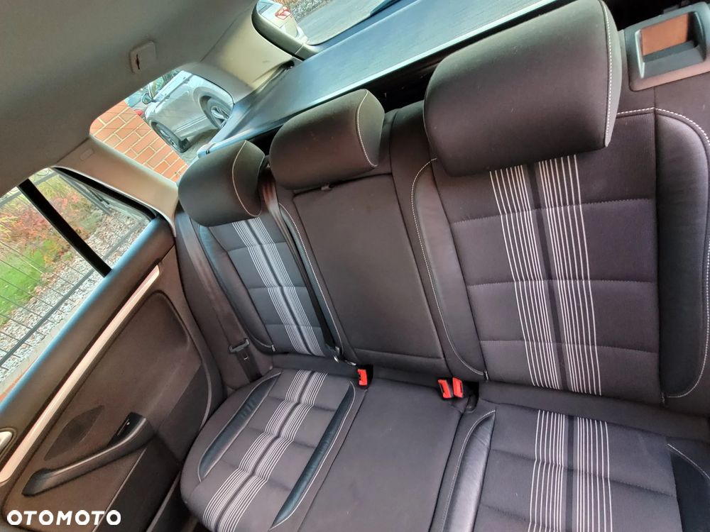 Volkswagen Golf Variant 1.6 TDI DPF MATCH - 23