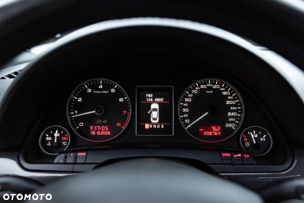 Audi S4 Avant tiptronic - 31