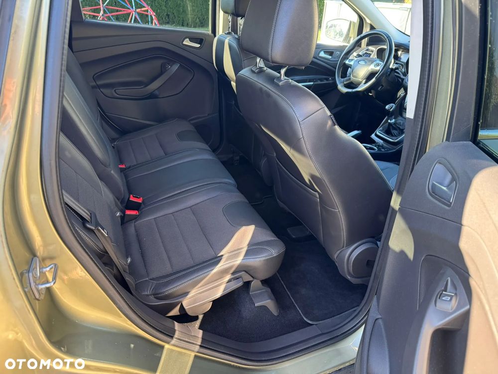 Ford Kuga 2.0 TDCi 4WD Titanium - 13