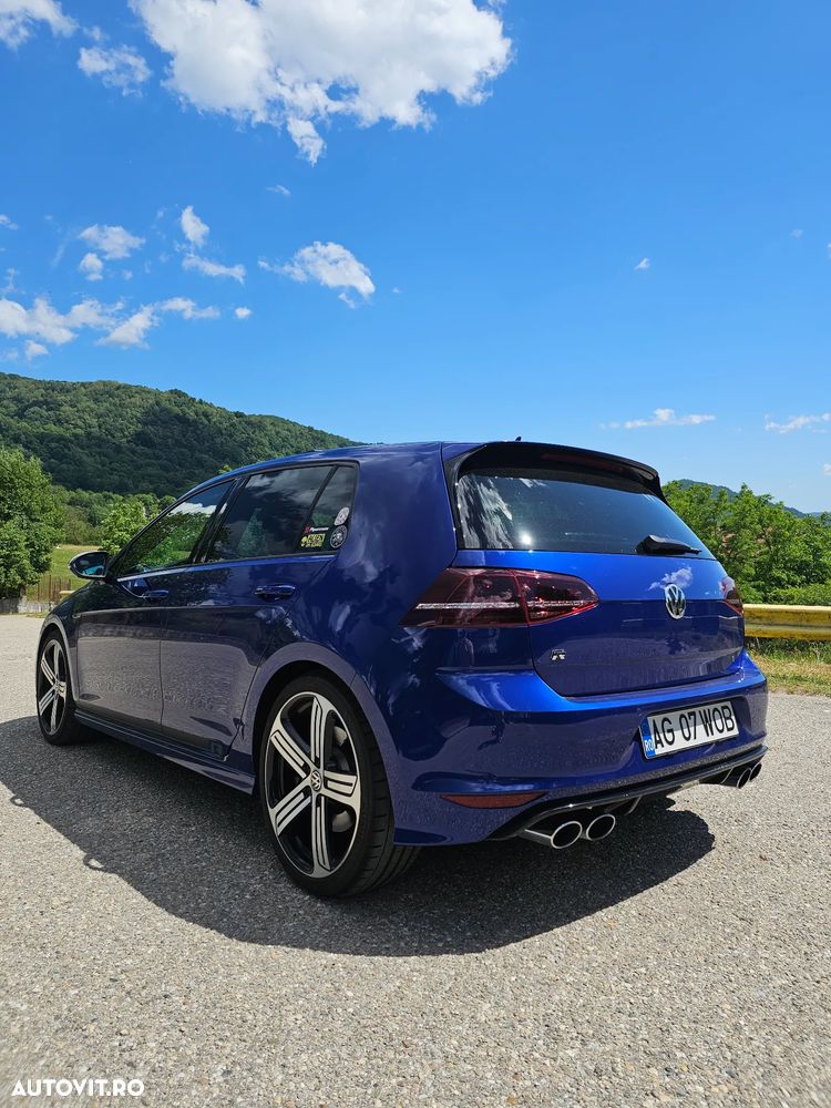 Volkswagen Golf - 4