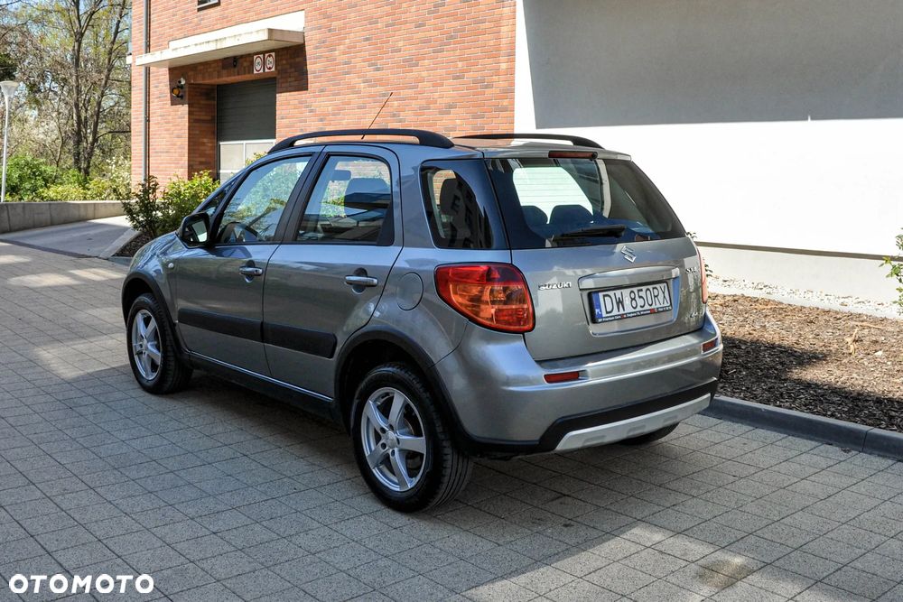 Suzuki SX4 - 3