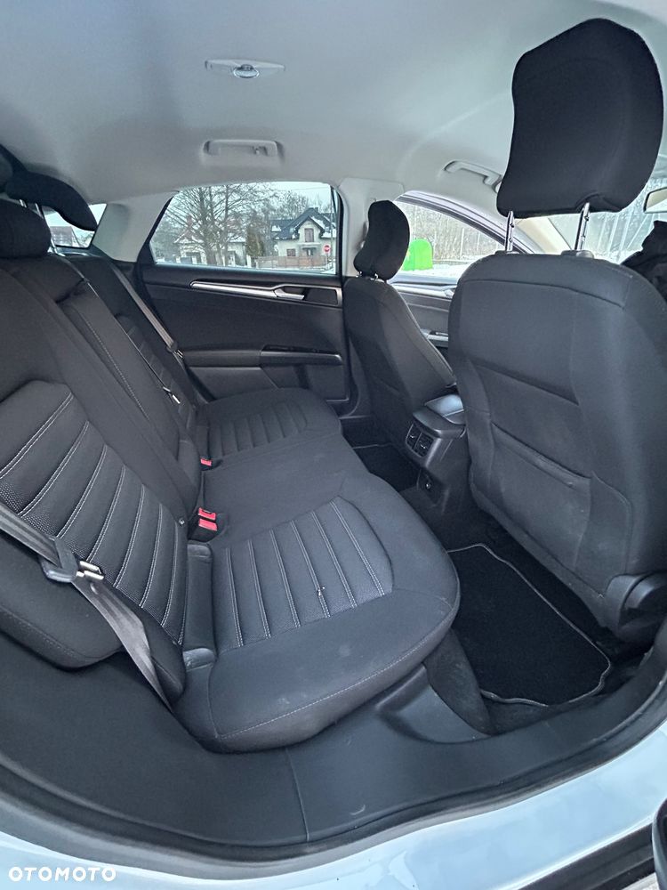 Ford Mondeo 2.0 TDCi Trend - 18