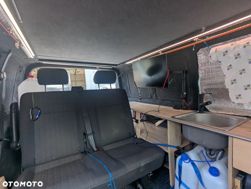 Volkswagen California - 12
