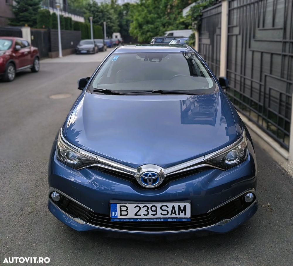 Toyota Auris - 1