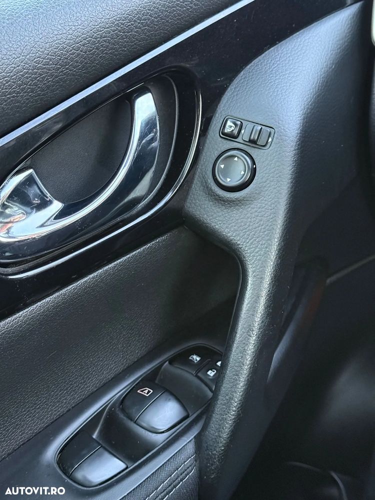 Nissan Qashqai 1.6 DCI N-Connecta - 15