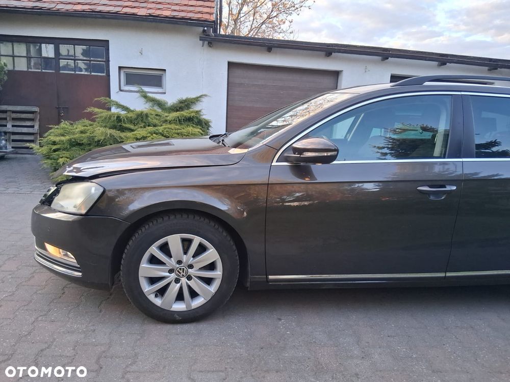 Volkswagen Passat 2.0 Blue TDI SCR Comfortline - 8