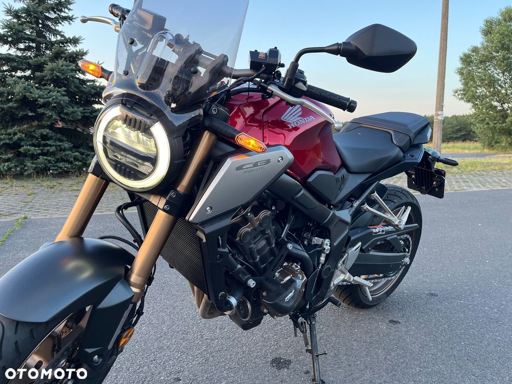 Honda CB - 2